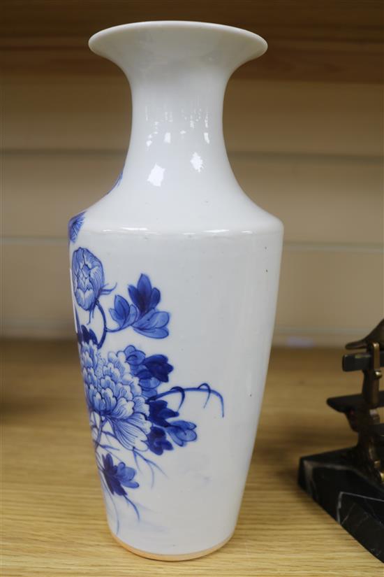 A Chinese blue and white vase